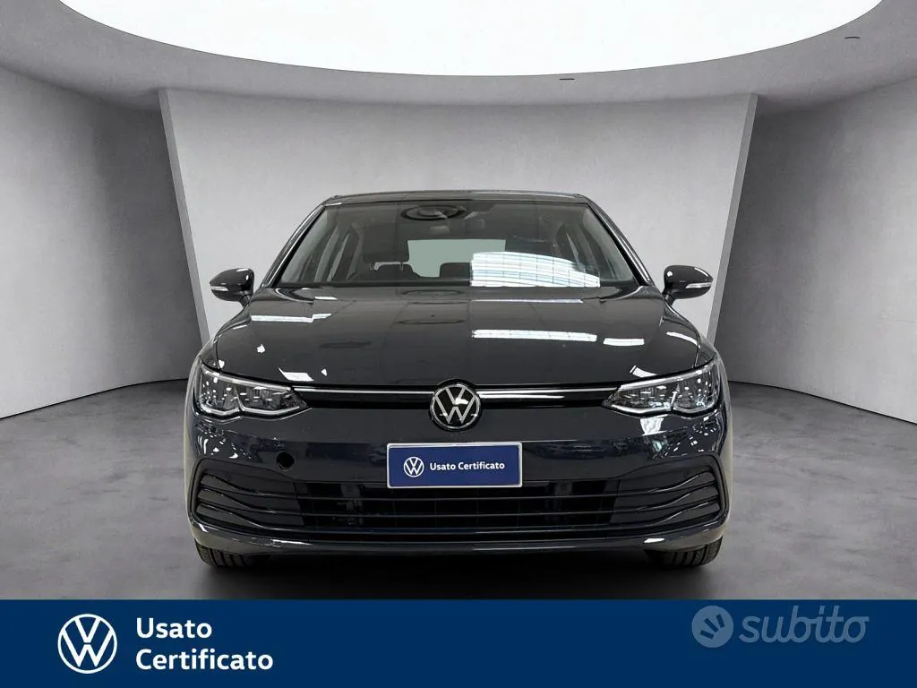 Volkswagen Golf 2022 photo 2