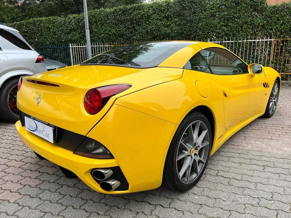 Ferrari California 2011 photo 4