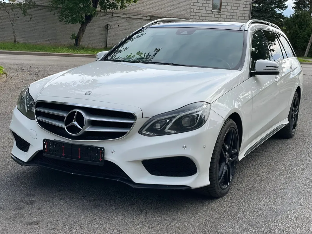 Mercedes-Benz Eklasse 2013 photo 2