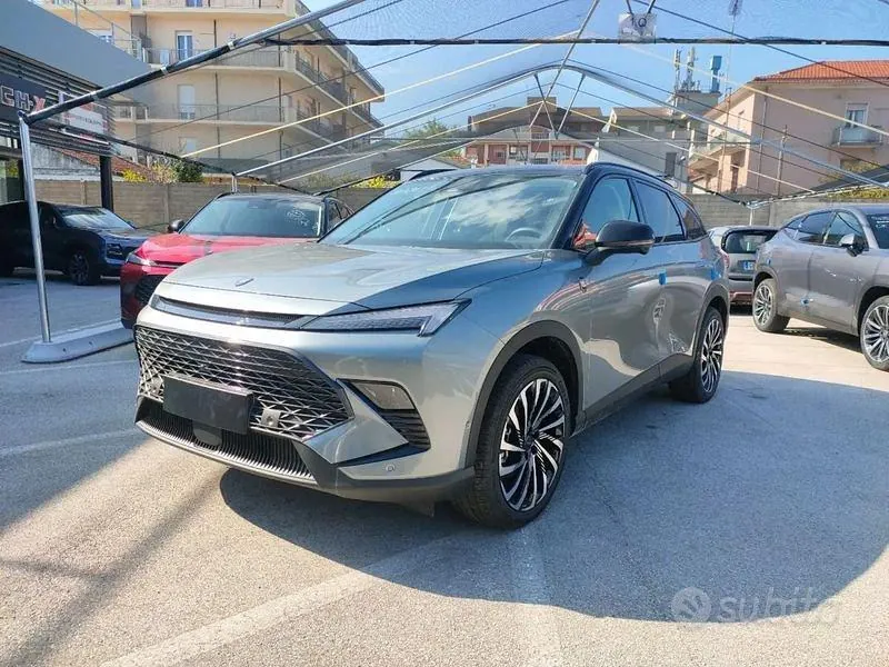 Genesis Tiger Six