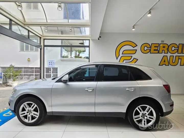 Audi Q5 2009 photo 2