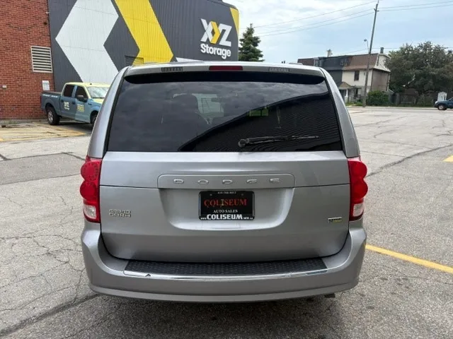 Dodge Grand Caravan 2013 photo 4