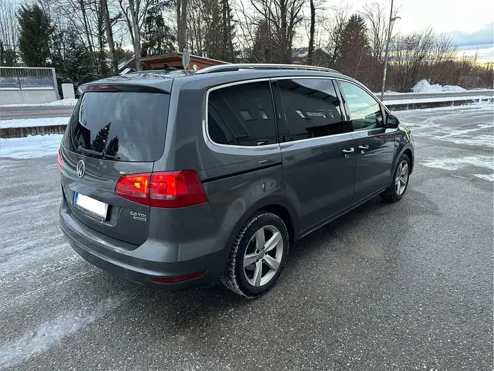 Volkswagen Sharan 2010 photo 3