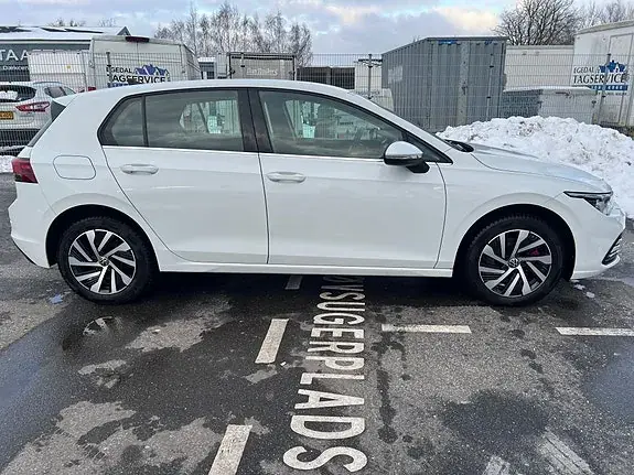 Volkswagen Golf Viii 2020 photo 4