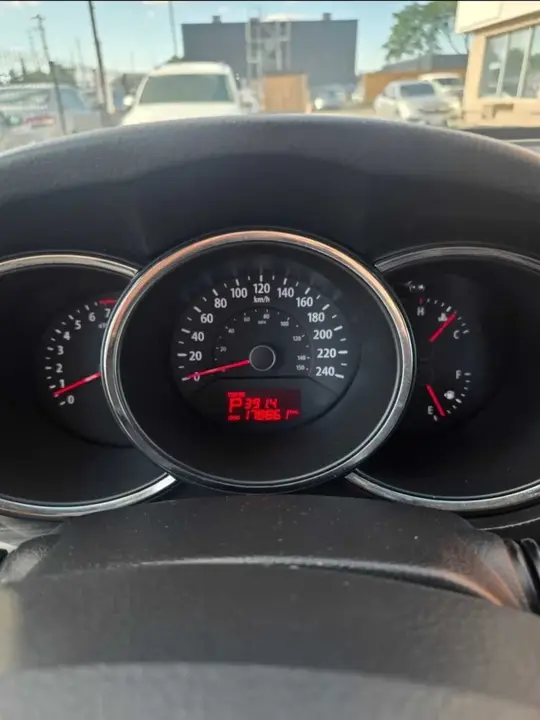 Kia Sorento 2013 photo 2