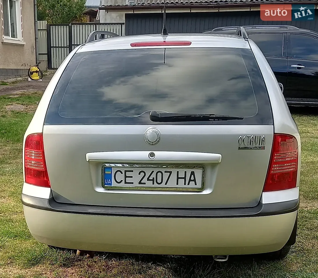 Skoda Octavia 2004 photo 3