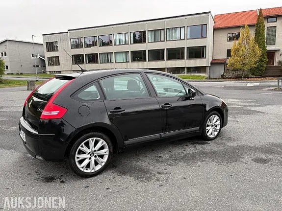 Citroen C4 2010 photo 5
