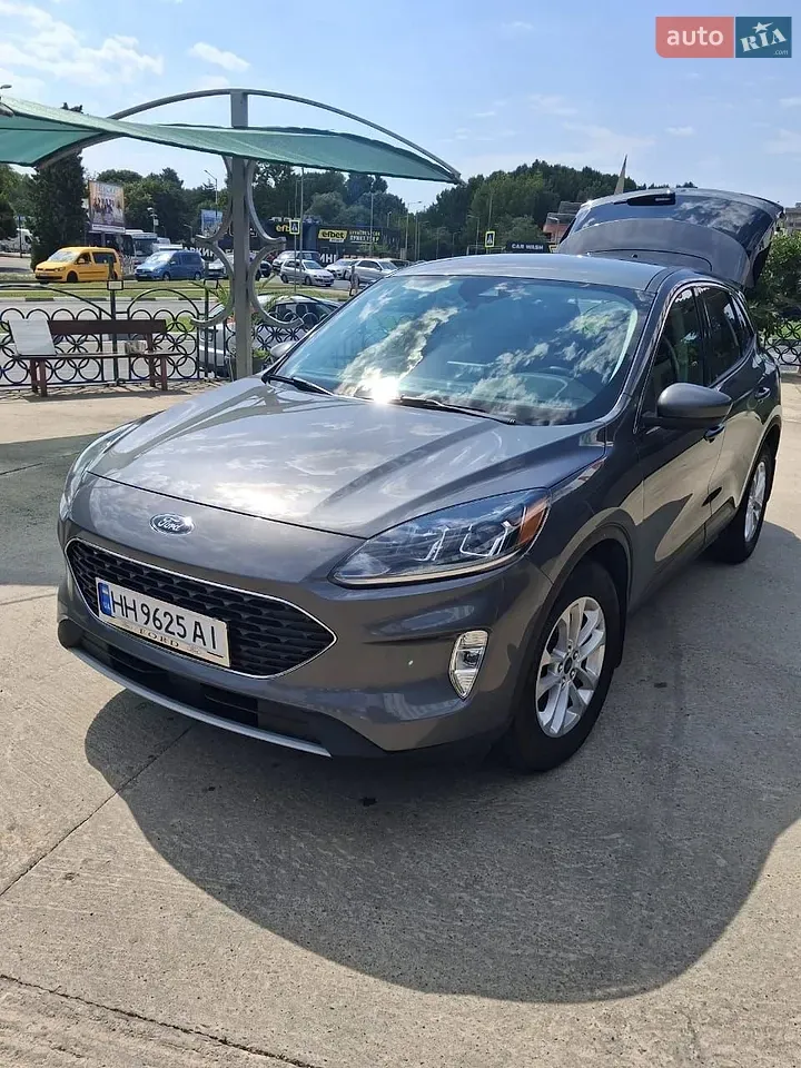 Ford Escape 2022 photo 4
