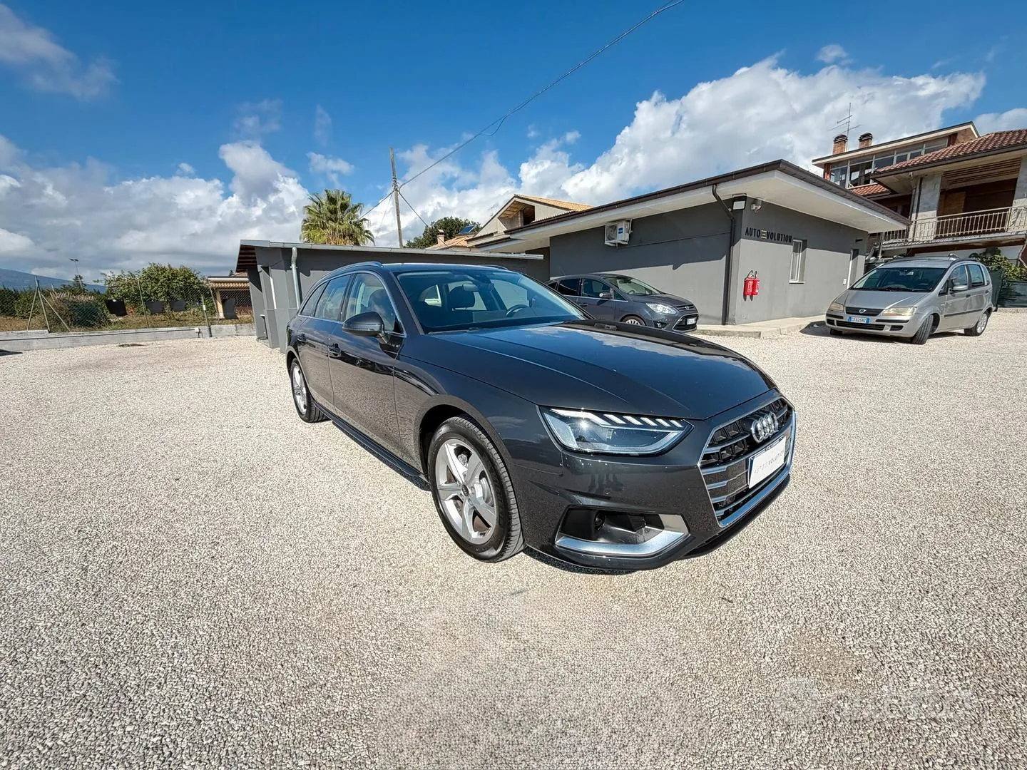 Audi A4 Avant 2022 photo 3