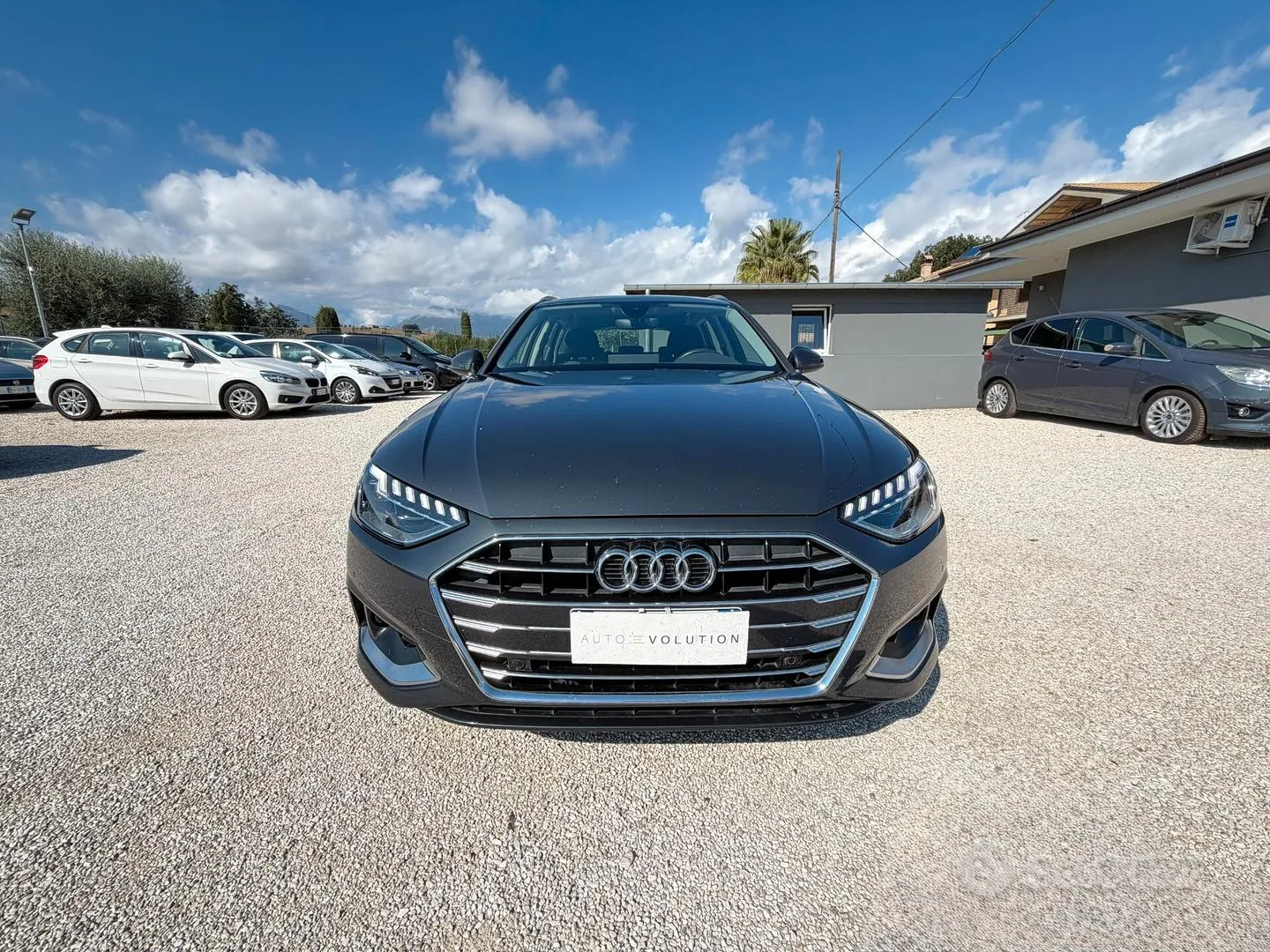 Audi A4 Avant 2022 photo 2
