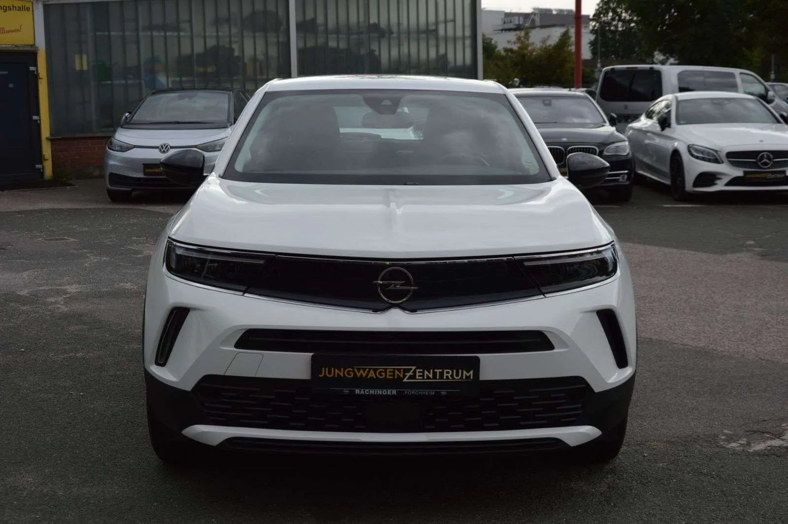 Opel Mokka-E 2023 photo 2