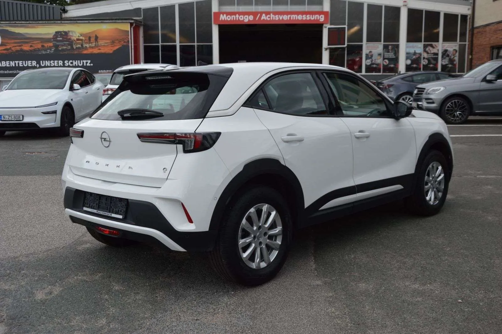 Opel Mokka-E 2023 photo 4