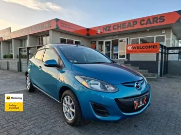 Mazda Demio 2013 photo 2