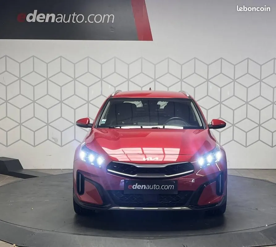 Kia Xceed 2023 photo 2