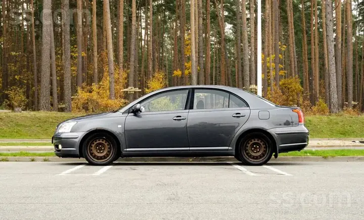 Toyota Avensis 2005 photo 5