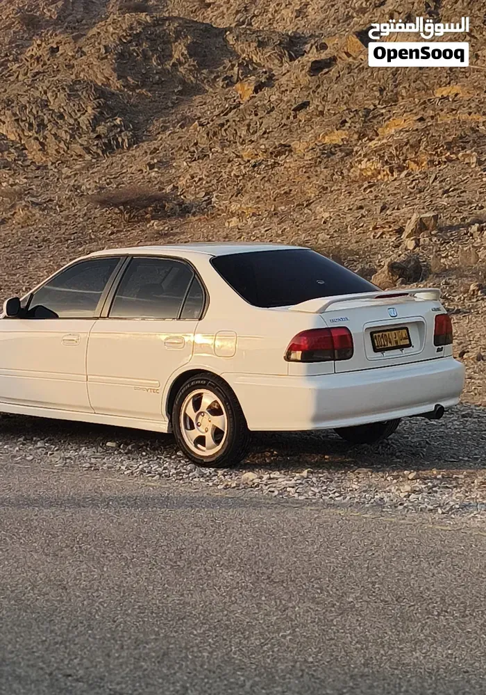Honda Civic 1999 photo 2