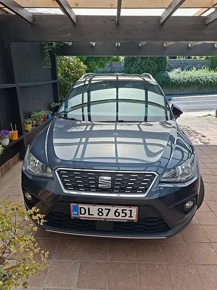 Seat Arona 2019 photo 2