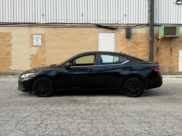 Nissan Sentra 2020 photo 2