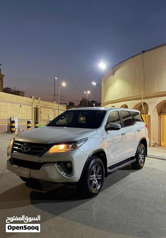 Toyota Fortuner 2021 photo 5