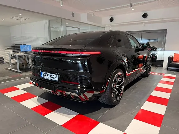 Porsche Cayenne 2026 photo 3