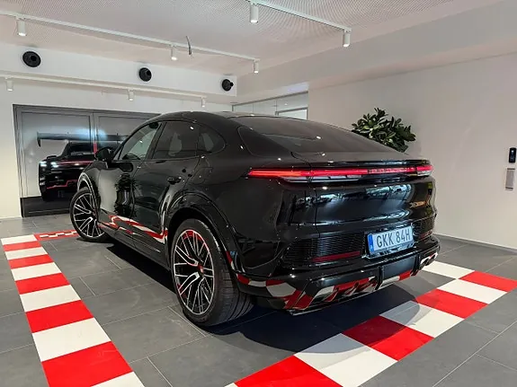 Porsche Cayenne 2026 photo 2