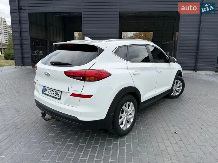 Hyundai Tucson 2019 photo 3
