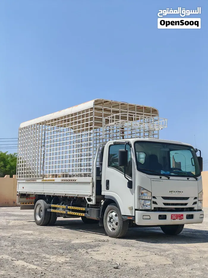 Isuzu Other 2023 photo 3