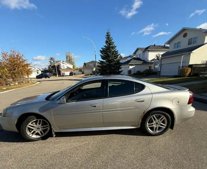 Pontiac Grand Prix 2006 photo 3