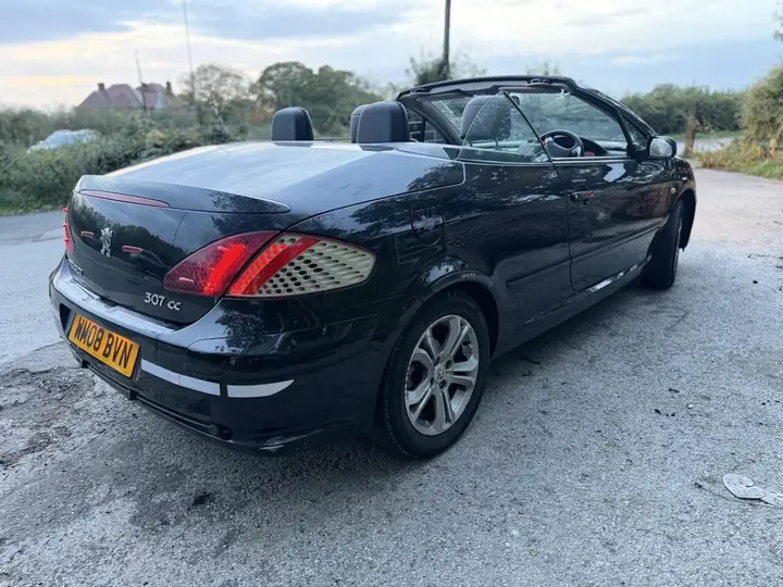 Peugeot 307 Cc 2008 photo 4