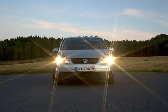 Volkswagen Touran 2005 photo 4