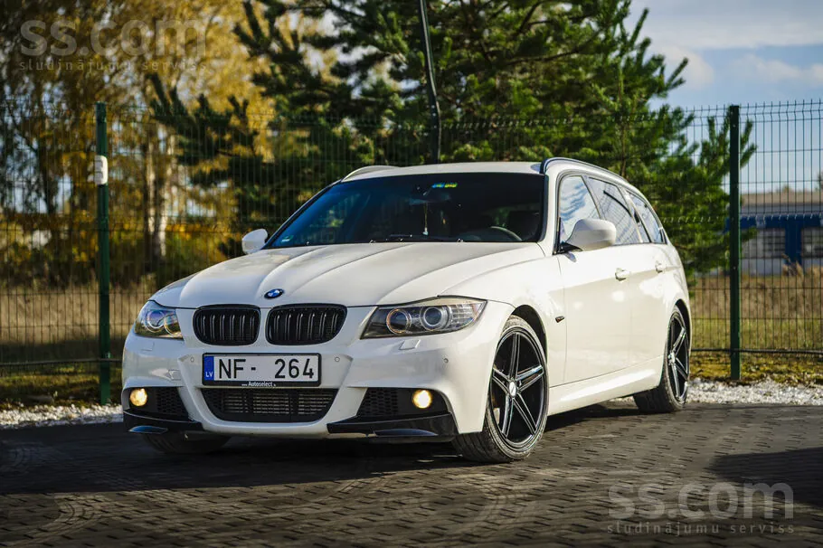 BMW 320