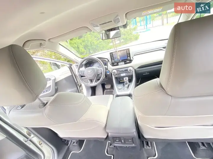 Toyota Rav4 2020 photo 4