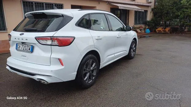 Ford Kuga 2022 photo 4