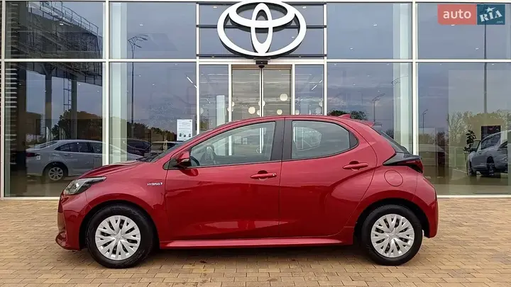 Toyota Yaris 2021 photo 3