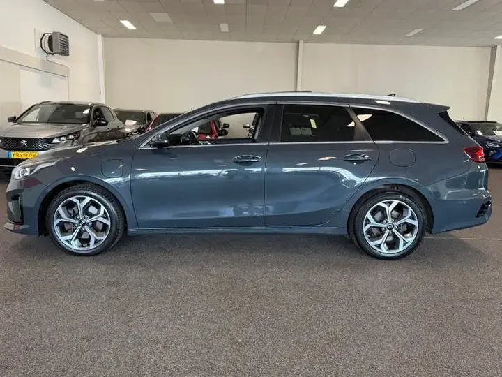 Kia Ceed 2022 photo 2