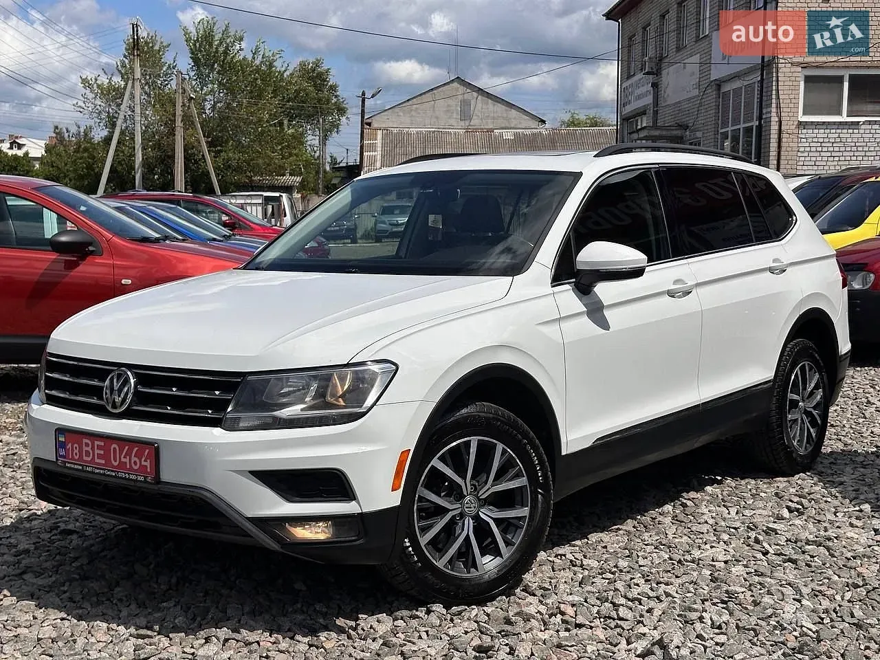 Volkswagen Tiguan 2018 photo 2