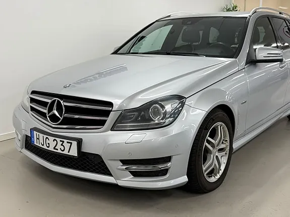 Mercedes-Benz C220 2014 photo 3