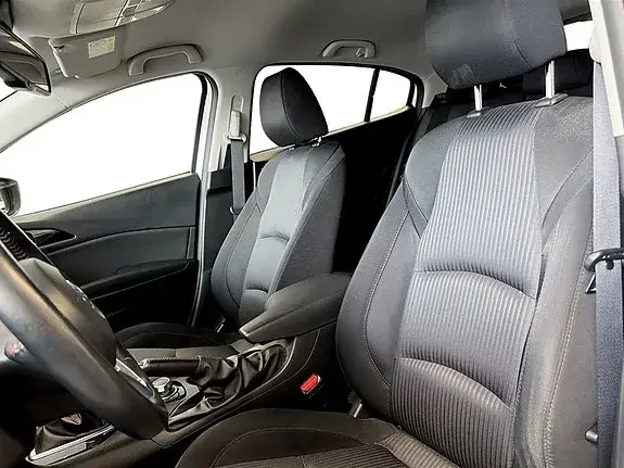 Mazda 3 2016 photo 5