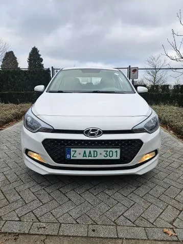 Hyundai I20 2018 photo 3