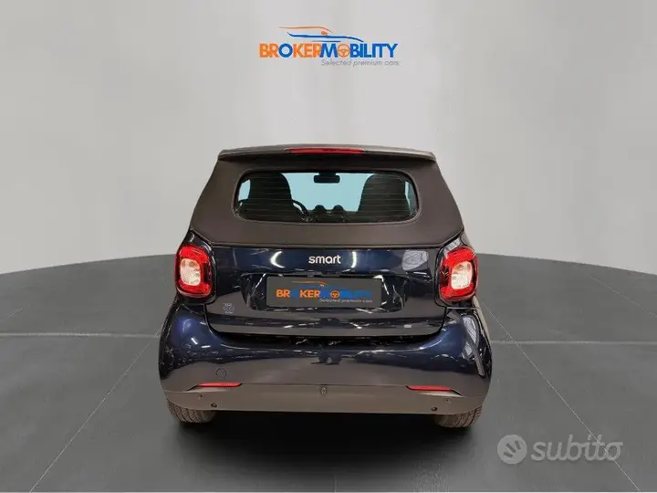 Smart Fortwo 2022 photo 4