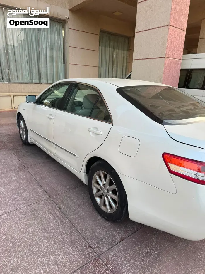 Toyota Camry 2011 photo 2
