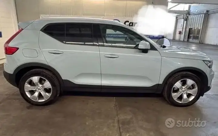 Volvo Xc40 2018 photo 2
