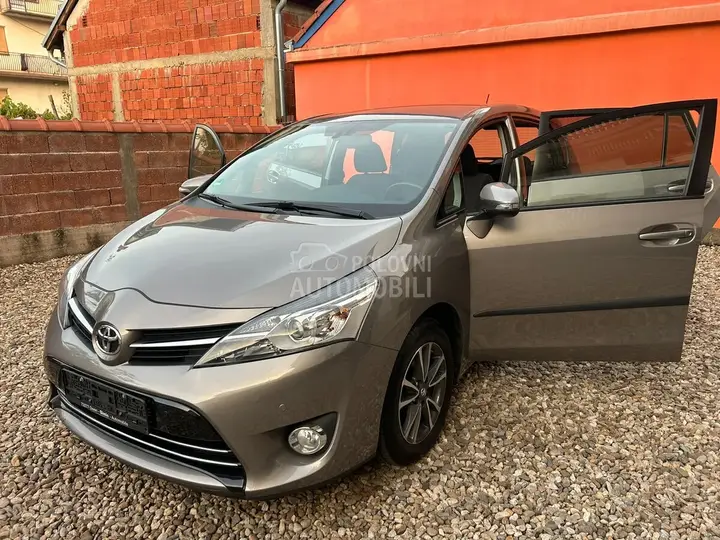 Toyota Verso