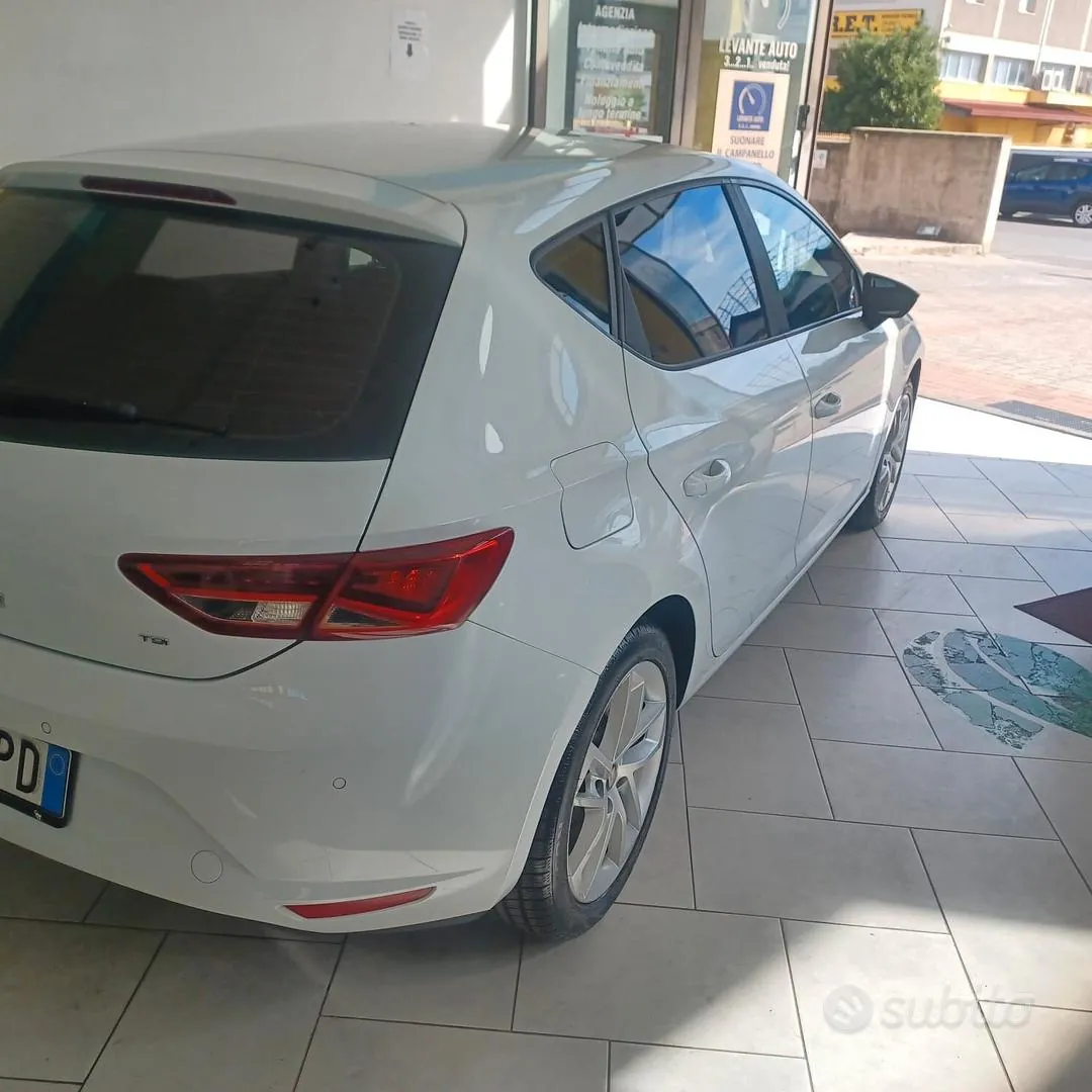 Seat Leon 2015 photo 3