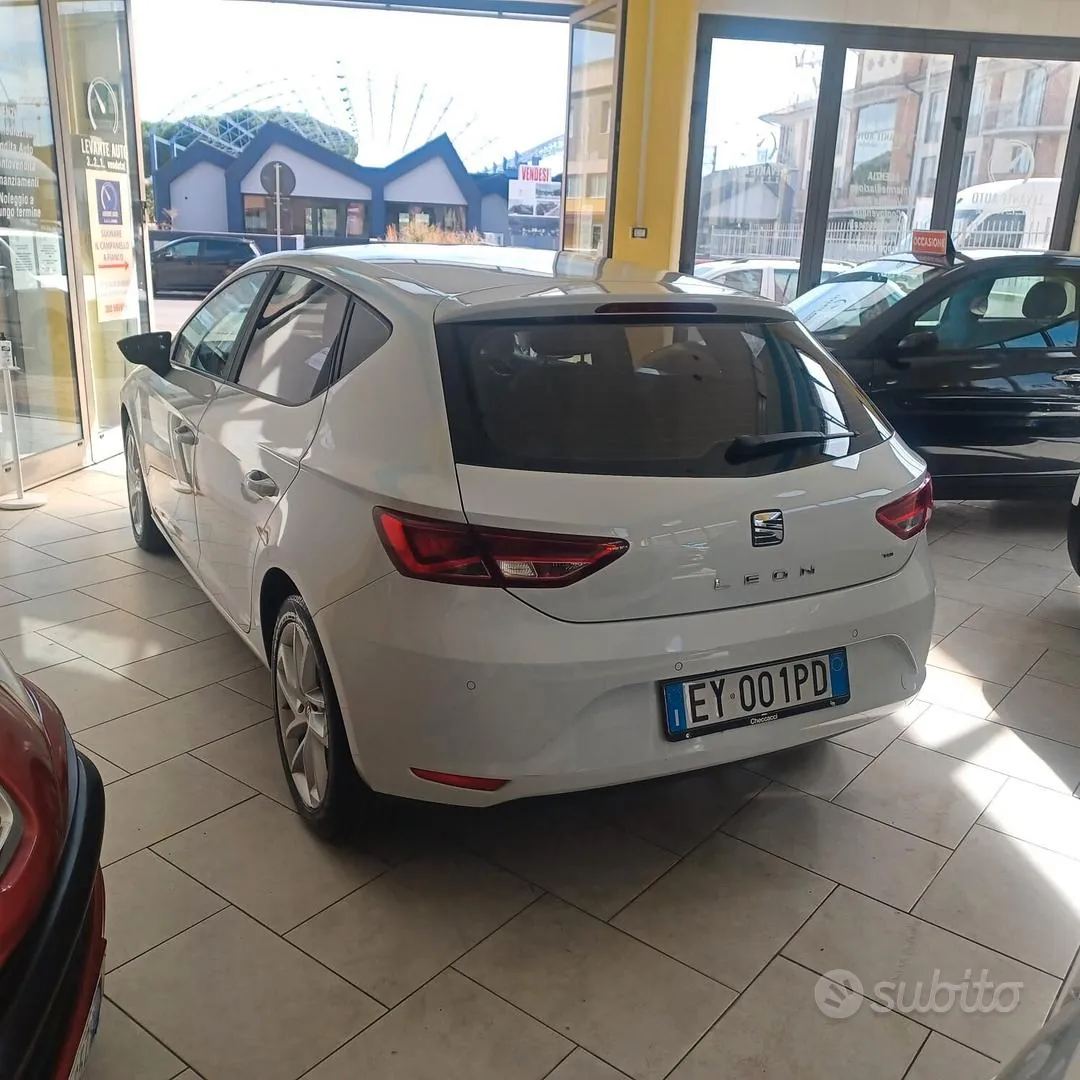 Seat Leon 2015 photo 4