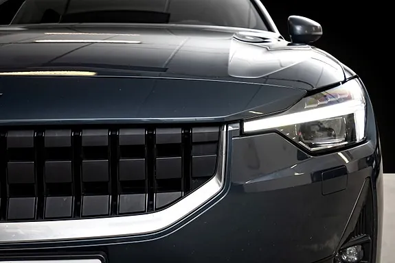 Polestar 2 2021 photo 3