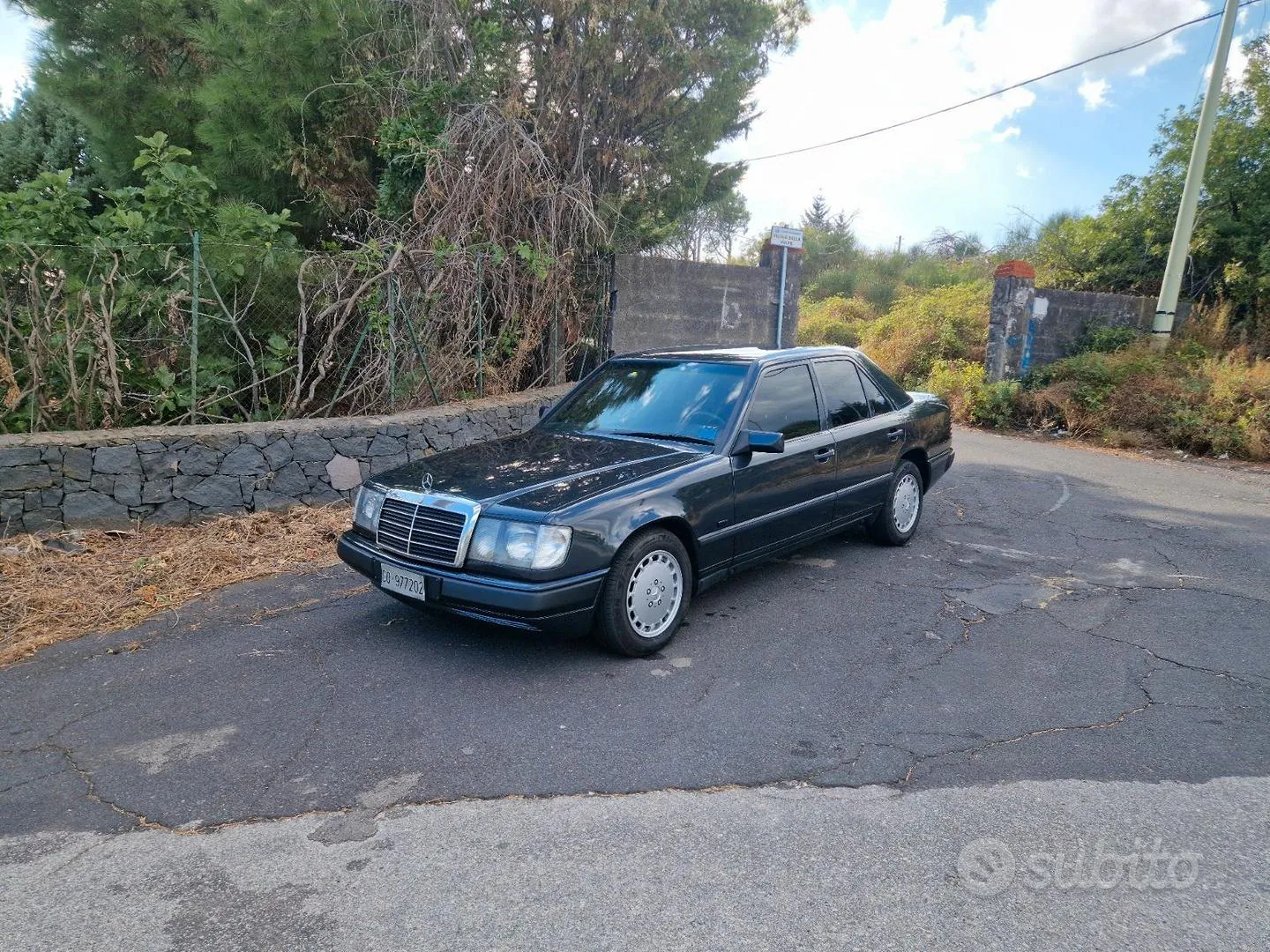 Mercedes-Benz W124