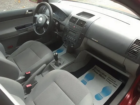 Volkswagen Polo 2006 photo 3