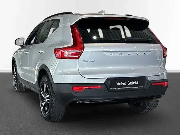 Volvo Xc40 2025 photo 2