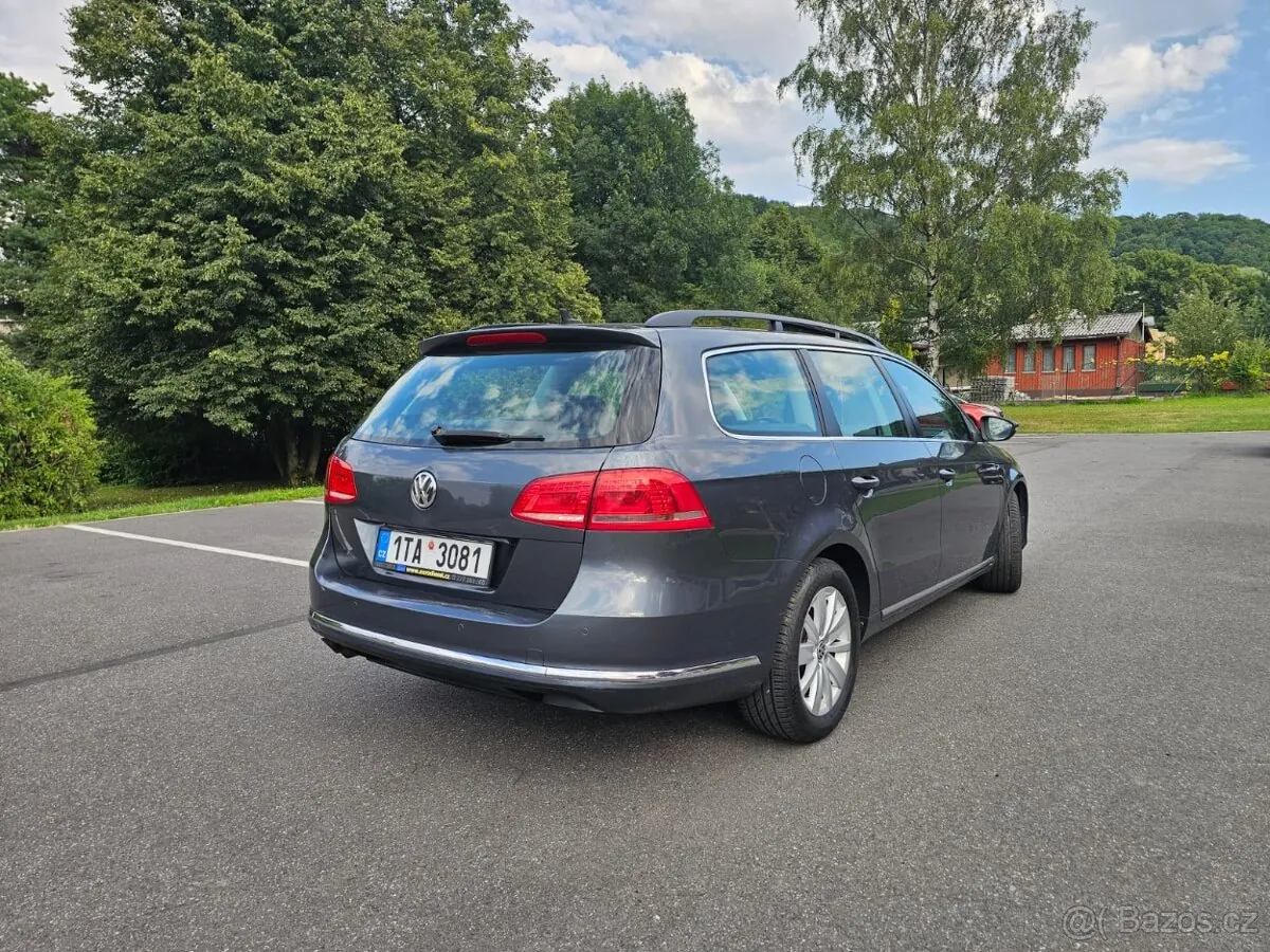 Volkswagen Passat 2013 photo 5